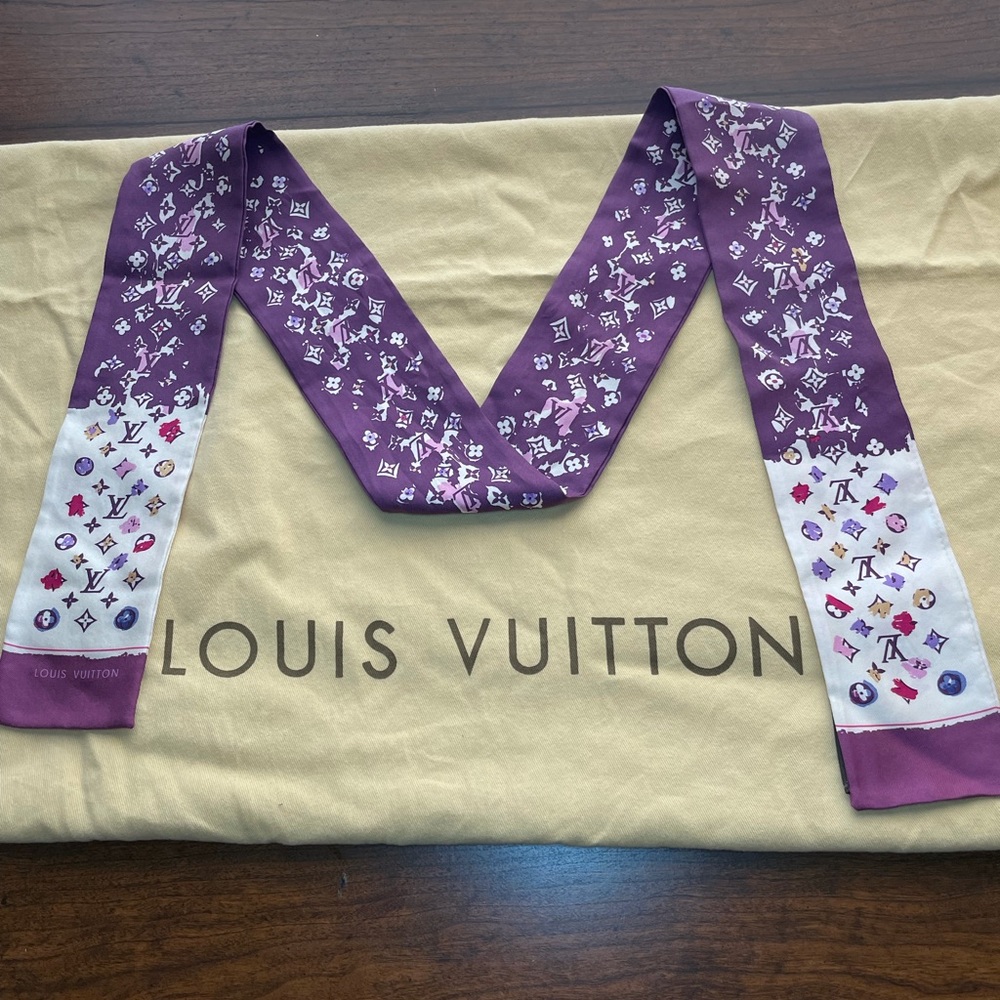 Louis Vuitton Silk Twilly Scarf